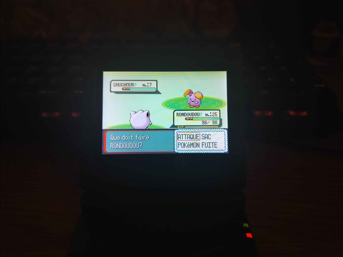Rondoudou shiny, une de mes cibles secondaires de mon DTQ Saphir tombe après 4675 rencontres en phase 3 de ma recherche de Héledelle (Total : 31553 avec deux indésirables dans le lot)
Belle surprise car je le voulais vraiment sans y croire. (13,51% avec repousse lvl 25)