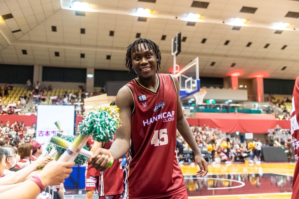 2025-26SEASON初 勝利のネギタッチ ⬜️⬜️🟩🌟🟩⬜️⬜️ #越谷