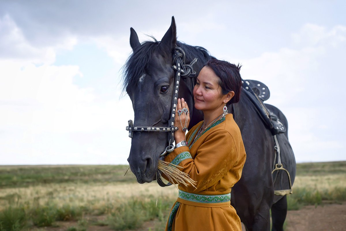 GEF_SGP's tweet image. Six years ago, Amina, a former finance director, left her job to return to her childhood dream working with horses.

Now she works #ForPeopleForPlanet - restoring land, turning manure into fertilizer, and creating a closed cycle eco-stable. 

Take a look: go.undp.org/wud