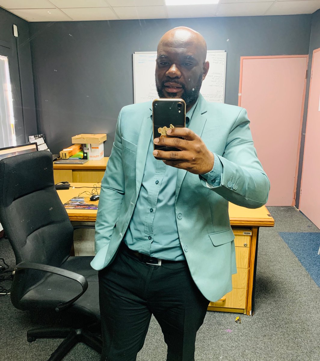 Sello_Chuene's tweet image. Kwa Kind Regards