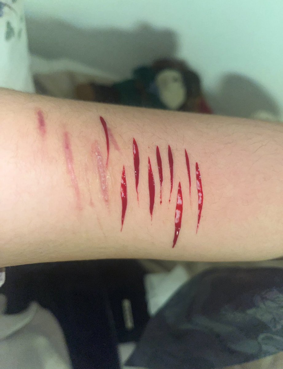 laceratedloser's tweet image. #cutspo lowkey 🤤