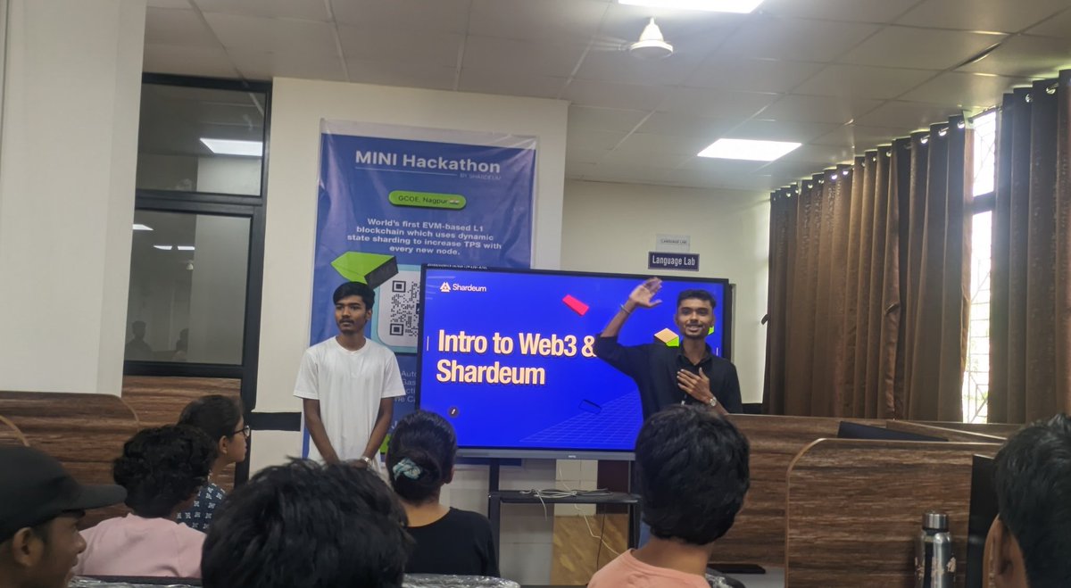 ritesh_rathod16's tweet image. GM everyone!
Back to a mini-hackathon 🥳✨
Special thanks for the organizing team! 
Really supportive team -
@Yash__Balpande
@nikhil_aparajit
@shardeum
 #ProofOfCommunity
#MiniHackathon