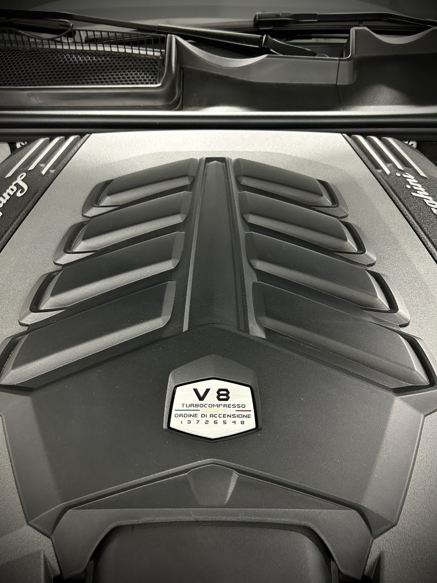 非常にわかりやすい車種当てクイズです🚗