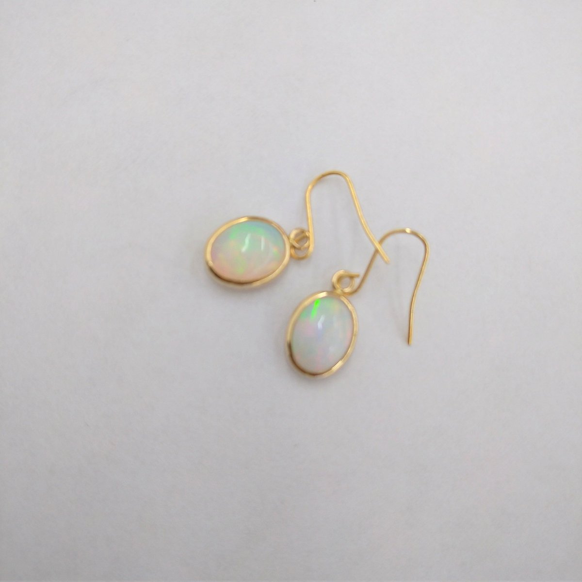 TOYO_Loose's tweet image. コラボジュエリー
東洋ルース＆ドリームストーン
可愛いジュエリーになりました。
その場で合わせてお持ち帰れます。
#東洋ルース　#コラボ　#ドリームストーン　#ジュエリー　#ピアス　#桶川販売会　#宝石