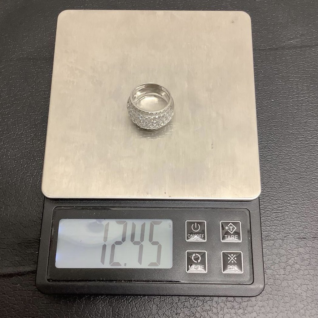 pleasure_bloom's tweet photo. 【1.8ct ダイヤモンド／Pt950 プラチナリング】
他店の査定は5万円程度だったそうです。
そこで当店の委託販売をお試しいただいたところ…
販売価格 242,000円（お支払い額：169,400円）に！
なんと3倍以上の金額となり、 「こんなに高くなるなんて！」と驚きとともに、非常にお喜びいただけました。 https://t.co/TH5wDZZFgf