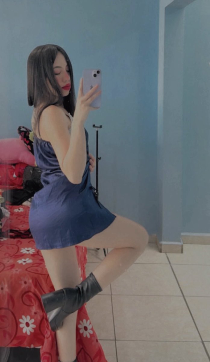 regina castel tweet media