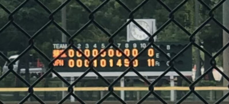 0DSJs4rbaXZPBSZ's tweet photo. 社会人日本代表事前合宿練習試合
社会人日本代表 11-0 鷺宮製作所
日本代表が圧勝。八野田(SUBARU)-松田(室蘭シャークス)-秋山(三菱自動車岡崎)-嘉陽(トヨタ自動車)-岩本(JFE西日本)の完封リレー。熊田(トヨタ自動車),網谷(ヤマハ)がホームランを放った。 https://t.co/BxhrvGzjxP