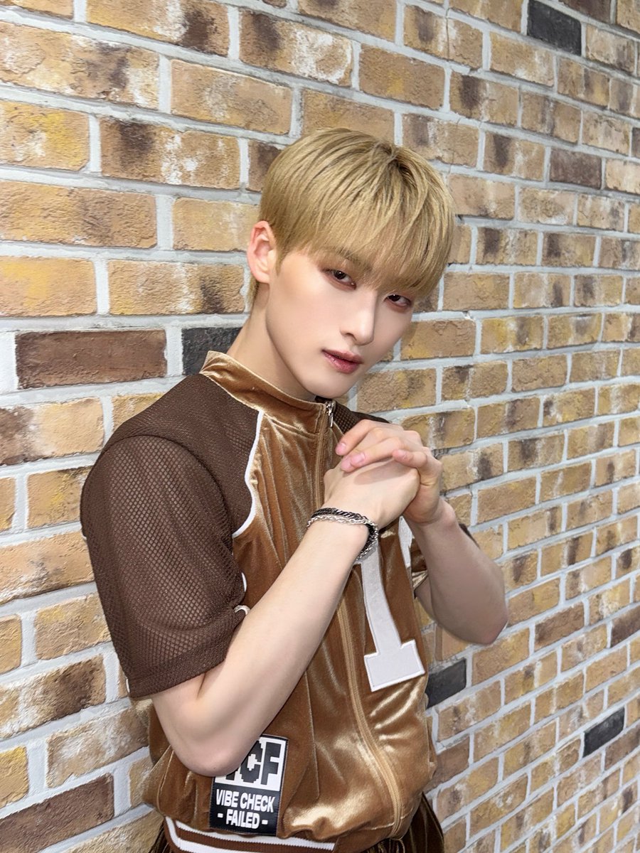 at_ALL_H_OURS's tweet photo. [#유민]
밤톨유민🌰

#ALL_H_OURS #올아워즈
#YOUMIN #유민 https://t.co/x9Q2SWGIbz