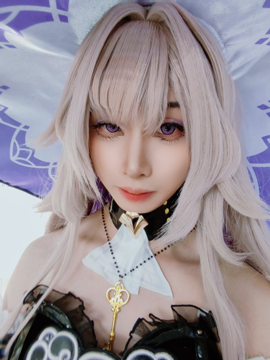 stars_LinEr's tweet photo. 咱真好看～
#男娘 #伪娘 #星穹铁道 #大黑塔 https://t.co/bX8nO3uOO1