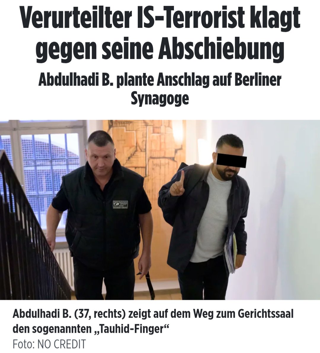 Abdulhadi B. (37, Syrer) kam nach Deutschland und studierte Medizin.

Gleichzeitig wollte er Kindersoldaten und Selbstmordattentäter für den Islamischen Staat rekrutieren, plante einen Anschlag auf eine Berliner Synagoge.

2018 wurde der Terrorist zu 5 Jahren Haft verurteilt, kam