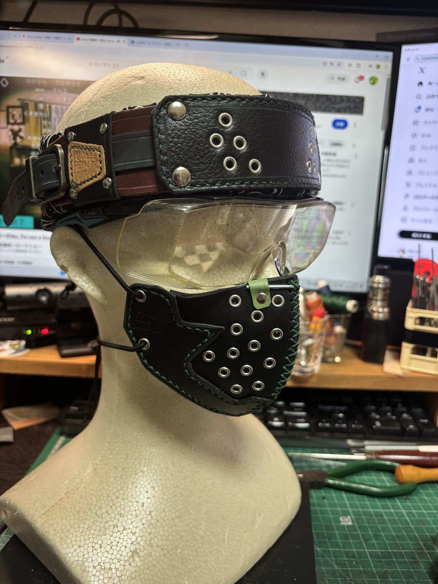 youhey251472's tweet photo. おい　良いやんけ　あなたもどうですかYOU⭐︎HEY⭐︎WORKSのセット装備 https://t.co/xbyPikE9Jb