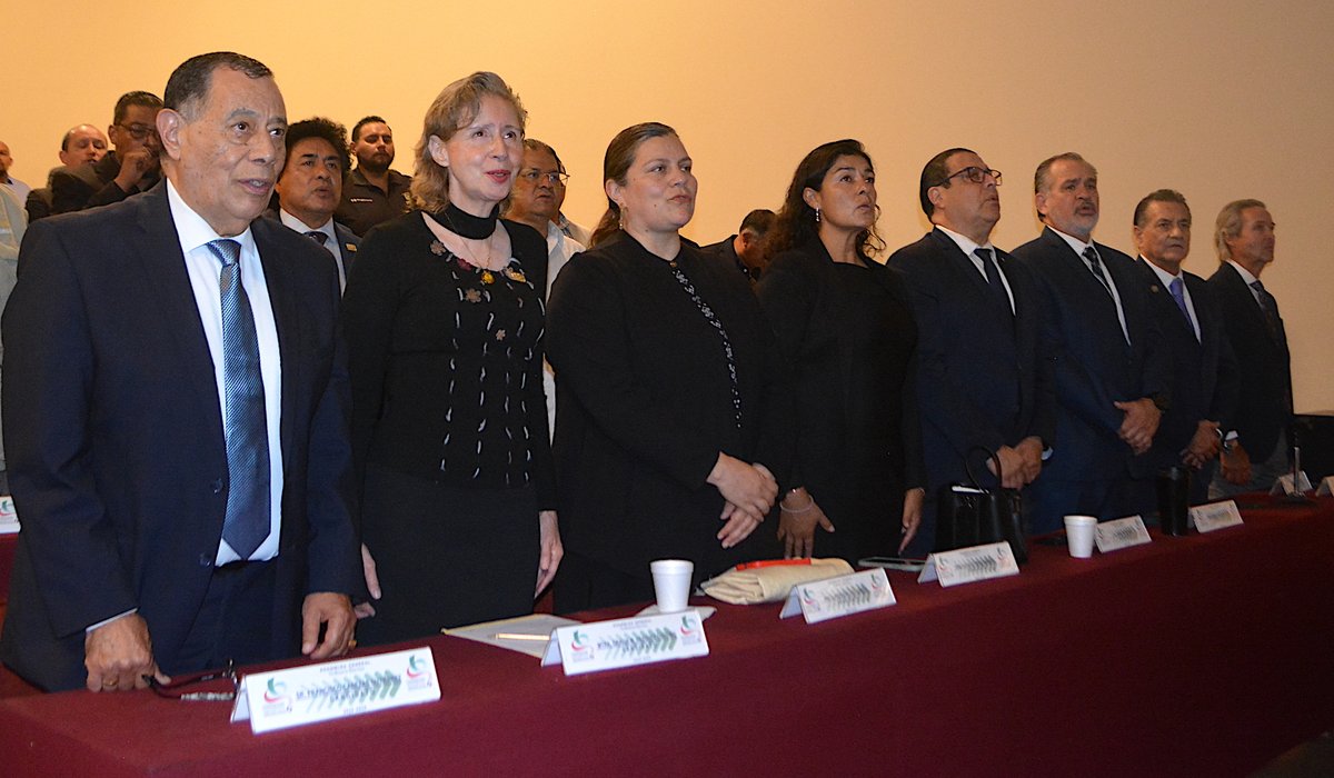 ross5401's tweet image. camarainformativa.com 📣 Francisco Cabezas fue reelegido por unanimidad como presidente de la @CODEME_Oficial por representantes de 55 federaciones nacionales.
💪 “La CODEME está más viva que nunca”.
#DeporteMexicano #CODEME #FranciscoCabezas #Asamblea2025 🇲🇽🏅