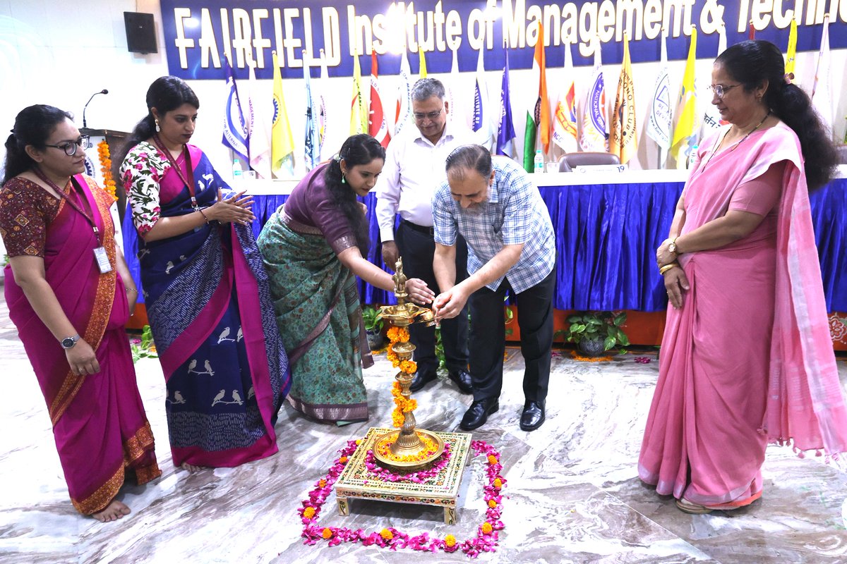 FIMTDELHI's tweet image. Day 5 of #EngineeringWeek2025 @ FIMT 
18th Sept was a blend of tech + culture!
 Prof. Dharminder Kumar on innovation &amp;amp; future tech 💡
CHECK ALBUM: facebook.com/share/p/1HTdRL…

A perfect mix of knowledge, creativity &amp;amp; celebration—shaping tomorrow’s engineers! 🌍
 #engineersday