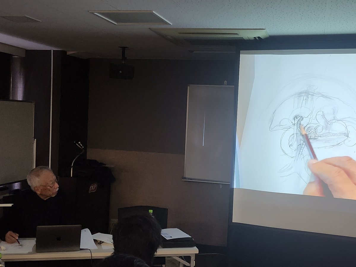 今回の本番。肝門部の脈管を描く。

メルクマールや結果的に時短となるラフスケッチのポイントを流れの中から学んでいきます。

今回はステップ2なので、難易度がかなりあがっています。