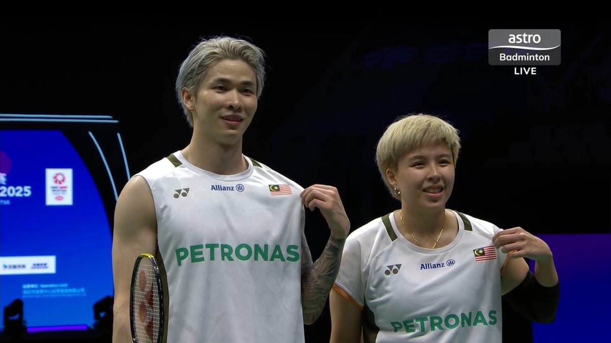 LI-NING China Masters 2025
XD - SF ✅

🇲🇾 Chen Tang Jie / Toh Ee Wei [3] 🆚 
🇨🇳 Feng Yan Zhe / Huang Dong Ping [2]

22-24
21-19
21-17

ChenToh into their maiden Super 750 final!
<a href="/ChenTangJie/">Chen Tang Jie</a> <a href="/TOHEEWEI1/">杜依蔚 TOHEEWEI</a> 

Final Opponent:
🇹🇭 Dechapol Puavaranukroh / Supissara Paewsampran [4]