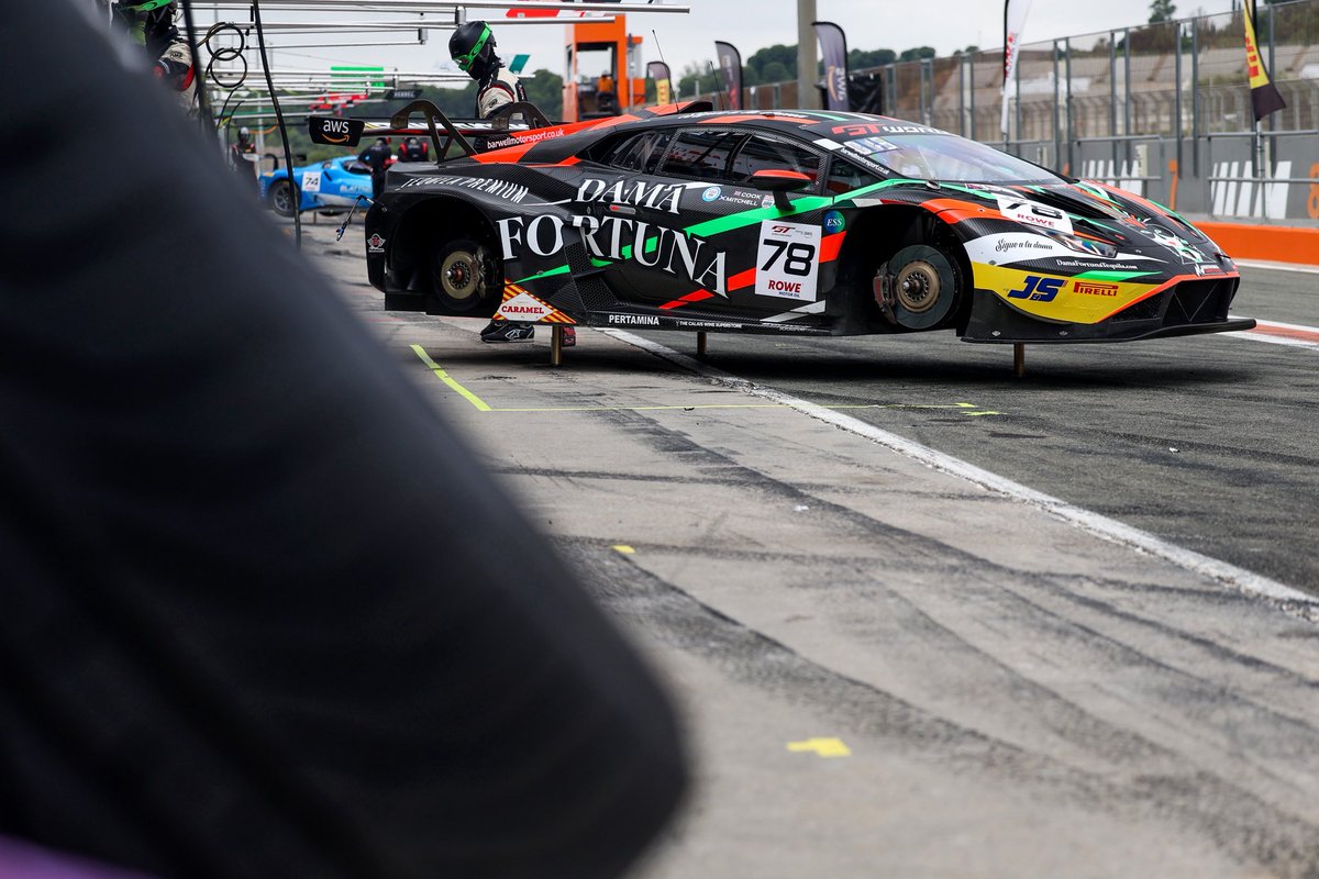 BarwellMotorSpt's tweet photo. It’s the penultimate GT World Challenge Sprint Cup race day of the season!

Qualifying and the first race of the Valencia weekend coming right up
⏱️ Qualifying - 09:00
🏁 Race 1 - 14:15
Times 🇬🇧+1

Watch live
📺https://t.co/5YnKLzswYo https://t.co/Zoogptb6Gc