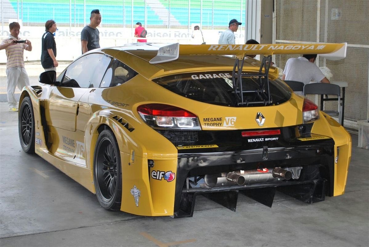 VINTAGE (@carsighting) on Twitter photo 