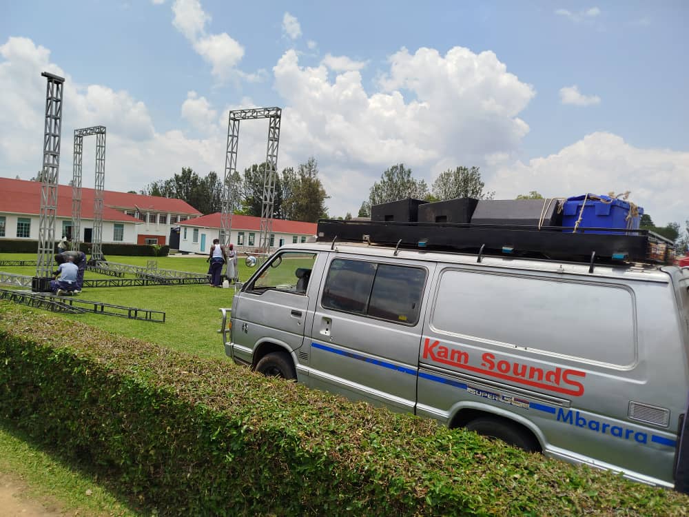 Day 3 at #2ndAnnualPeaceFestival #PeaceFestival25 #LiveBweranyangi 
Are you excited like us

Today,  we are on stage
Transforming communities through performing arts 
Education through #LOVE and #PLAY