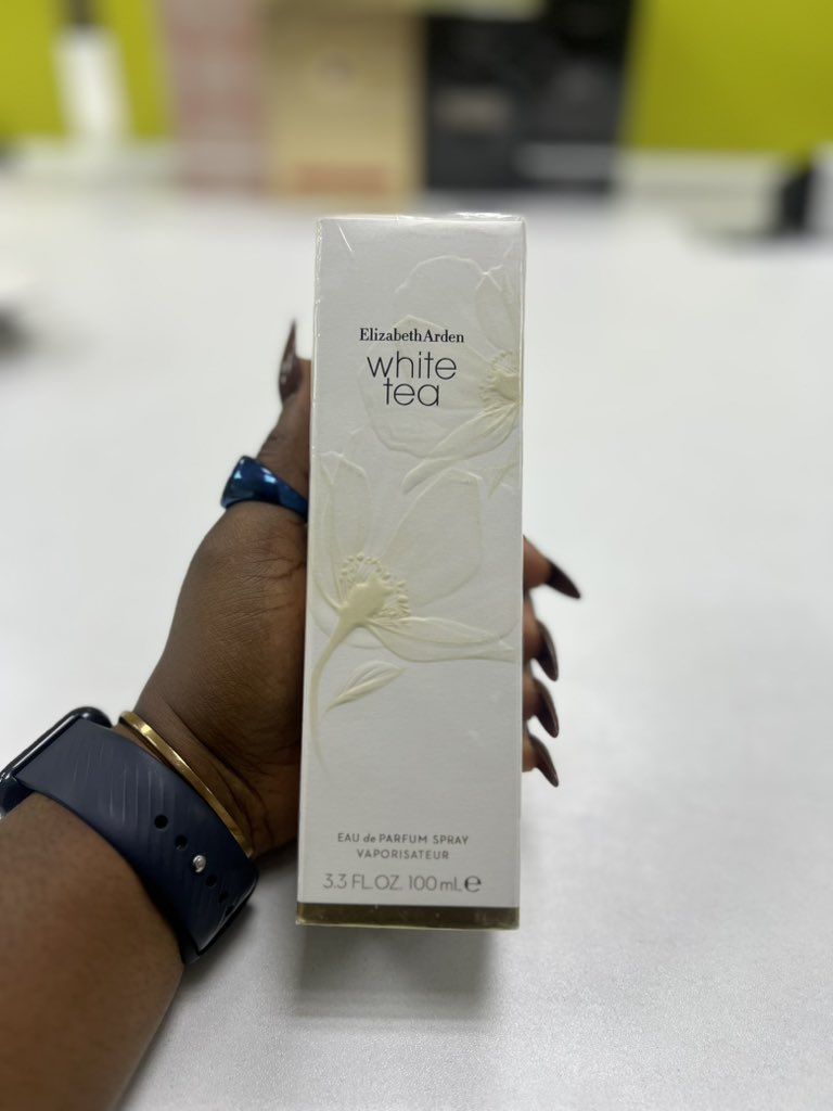 Elizabeth Arden White Tea EDP 

🏷️65k