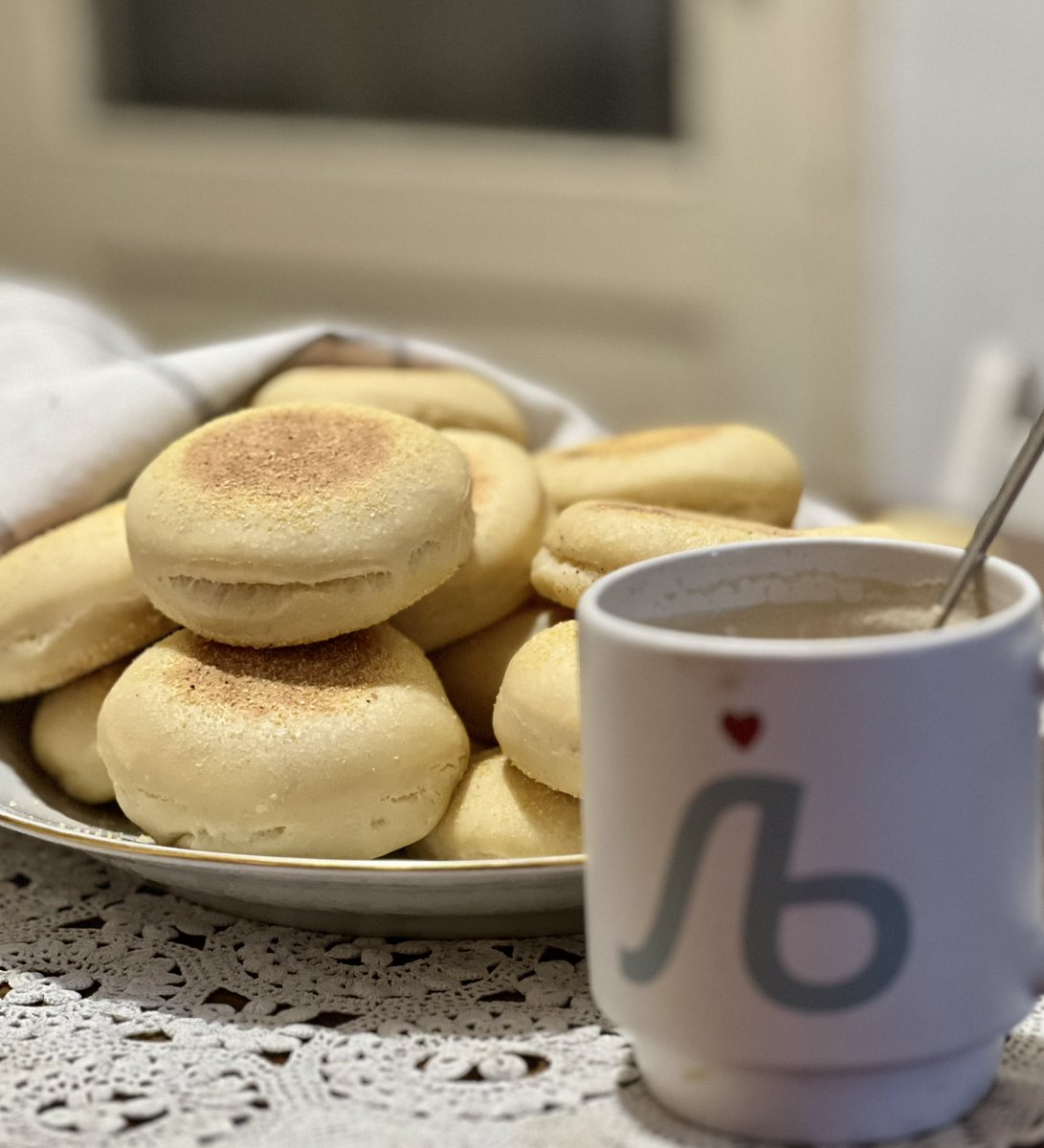 i_cirkovic's tweet photo. Ispijanje kafe na miru, dok se ne probude ♥️ #subota https://t.co/eF9LWW9S3X