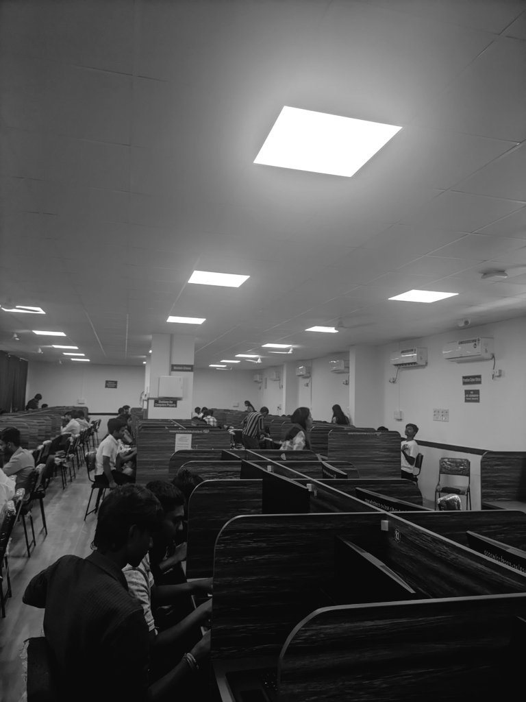 ritesh_rathod16's tweet image. Ohh it&apos;s Shardeum 😱🫶🏻
🚀 kick off the Shardeum Builder Mini Hackathon!

Tracks: PayFi, Utility, Gaming/NFTs, Social, Education &amp;amp; Wildcards! 🛠️✨

Join us &amp;amp; show what you can create 👉 @shardeum
#ProofOfCommunity #MiniHackathon
Shoutout: @Yash__Balpande @nikhil_aparajit