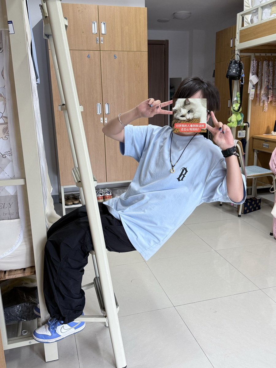 AAA专业女同 tweet media