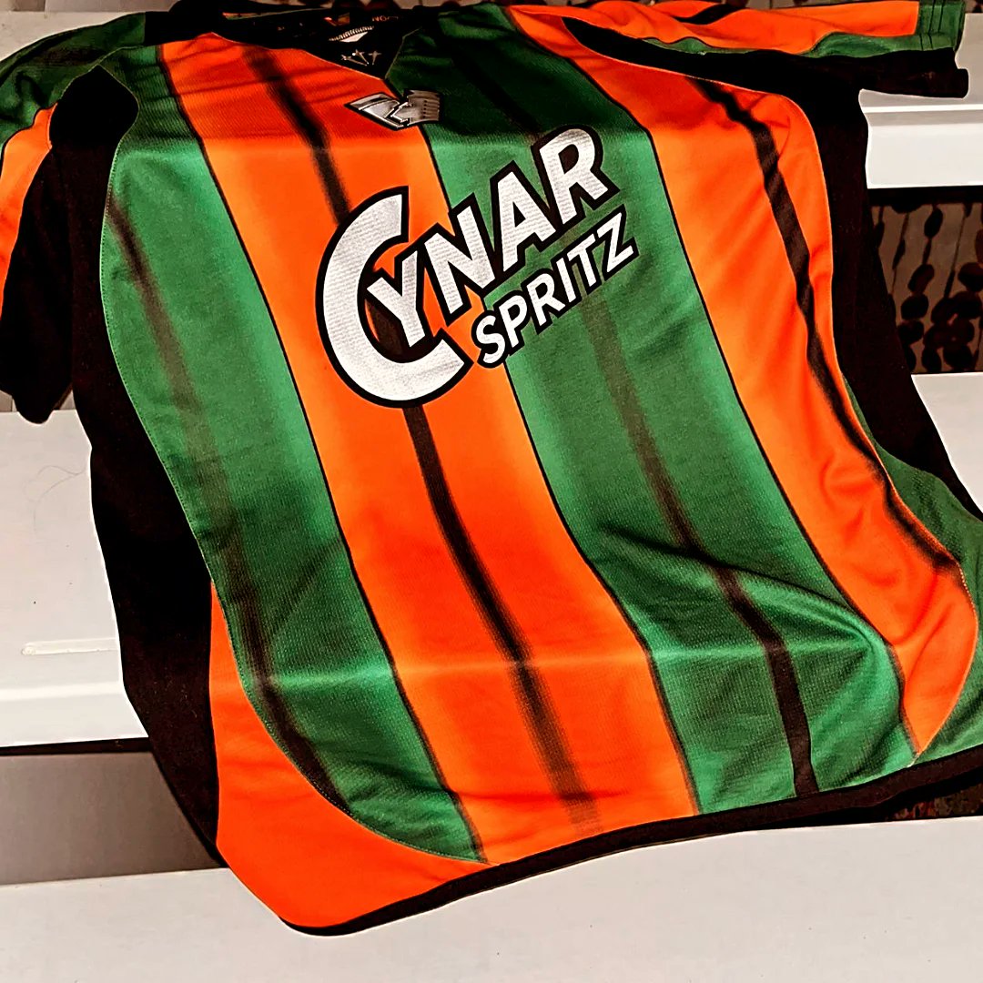 Haven't you heard, <a href="/VeneziaFC_EN/">Venezia FC</a> have a third (and I 💚🧡🖤 it)

Vertical stripes, silver crest, and a city that knows style. Venezia isn't just football — it's fashion history.
Green, orange, and black - classic soul 💚🧡🖤