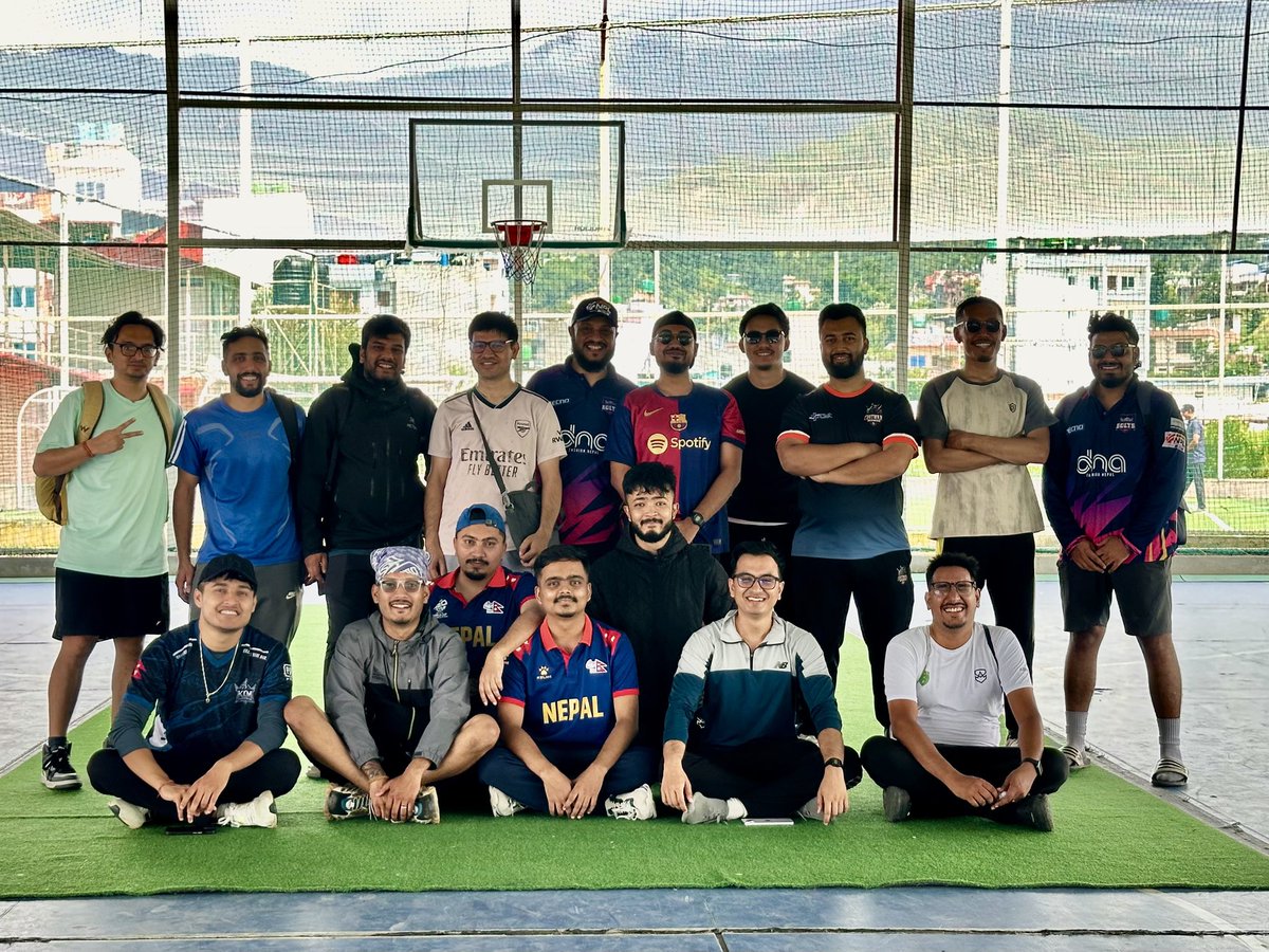 Franchisee vs Cricket Media 2 T-12 match series. 

Franchisee won the series by  2-0 comfortable margin. 

Front sitting players are loosers! 
Back standing are the WINNERS!! 😎