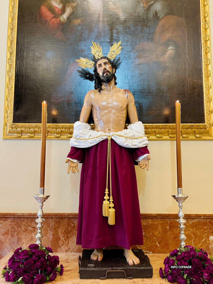 info_cofrade's tweet image. ⚫️⚪️ Instantes de cercanía y devoción con Nuestro Padre Jesús Despojado de sus Vestiduras durante los cultos a la Virgen de Dolores y Misericordia.
#JesúsDespojado #DoloresyMisericordia #DeMolviedro 
⛪️ @Jesus_Despojado