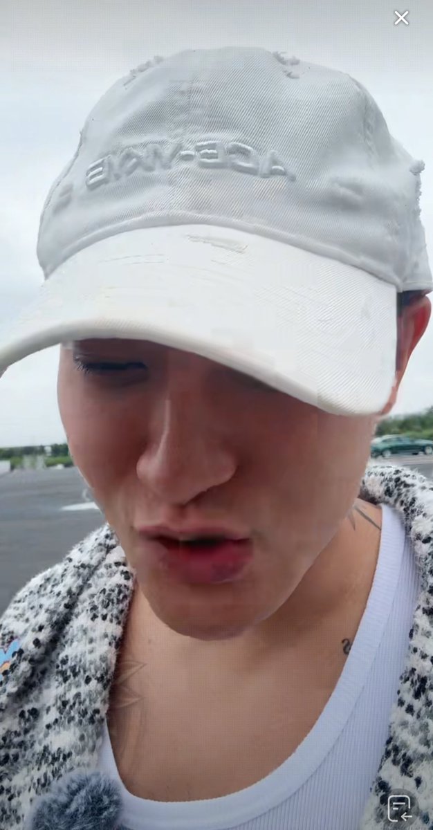 250920 #ZTAO's livestream has started
Live Link: v.douyin.com/_1oCPSXzj68/
#HuangZitao #黄子韬 #타오 #タオ