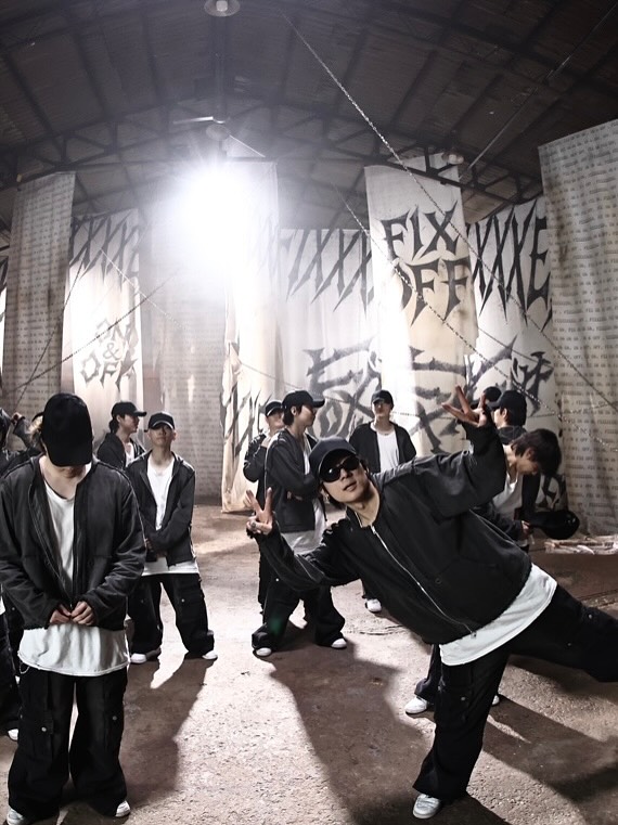 ATEEZUD's tweet image. [📷] BBTrippin Members with MINGI 

@/bbt_u.zin
@/bbt_kan.g
@/bbt_dahan
@/zeeki_kxx

#ATEEZ #에이티즈 #MINGI #민기
#ROAR @ATEEZofficial