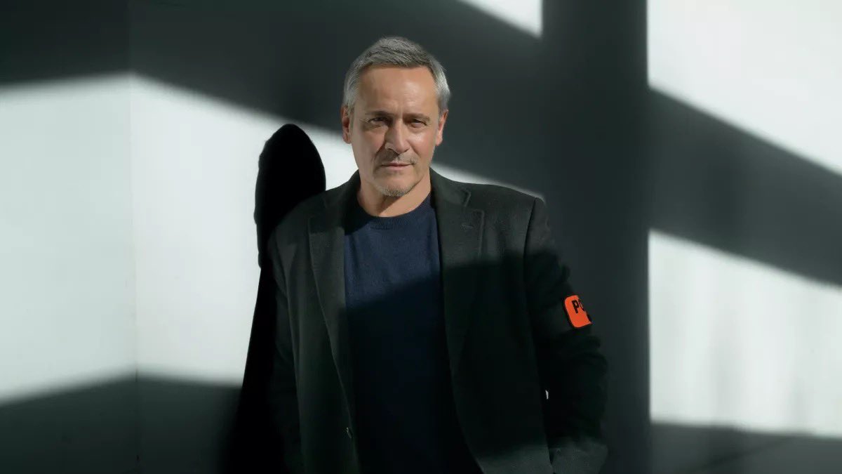 #Audiences | #France2 

Le lancement de la saison 3 de « Simon Coleman » très largement leader des audiences avec : 

📌 3,9M de tvsp 

Avec <a href="/jmtinivelli/">J-Michel Tinivelli</a> et <a href="/Flaviepean/">Flavie Péan</a> ✨

▶️À retrouver sur france.tv et ven 26/09 pour deux nouveaux épisodes inédits