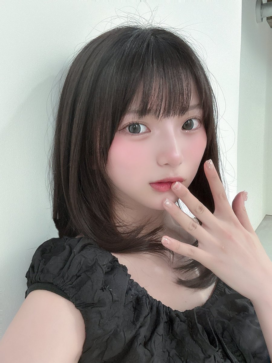 aquamarin__'s tweet image. 美容室いってきたあ🐱