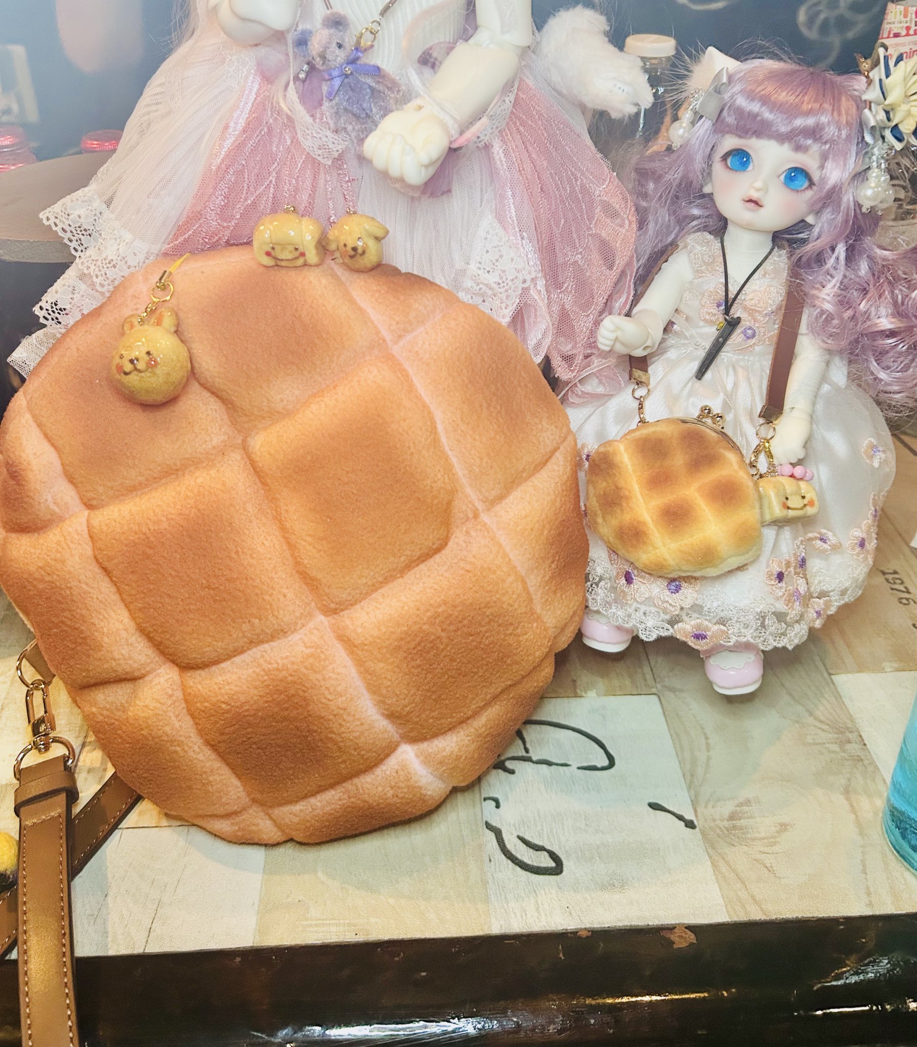 マリさんベーカリー 様】プレミアムメロンパンのポシェット マリさん