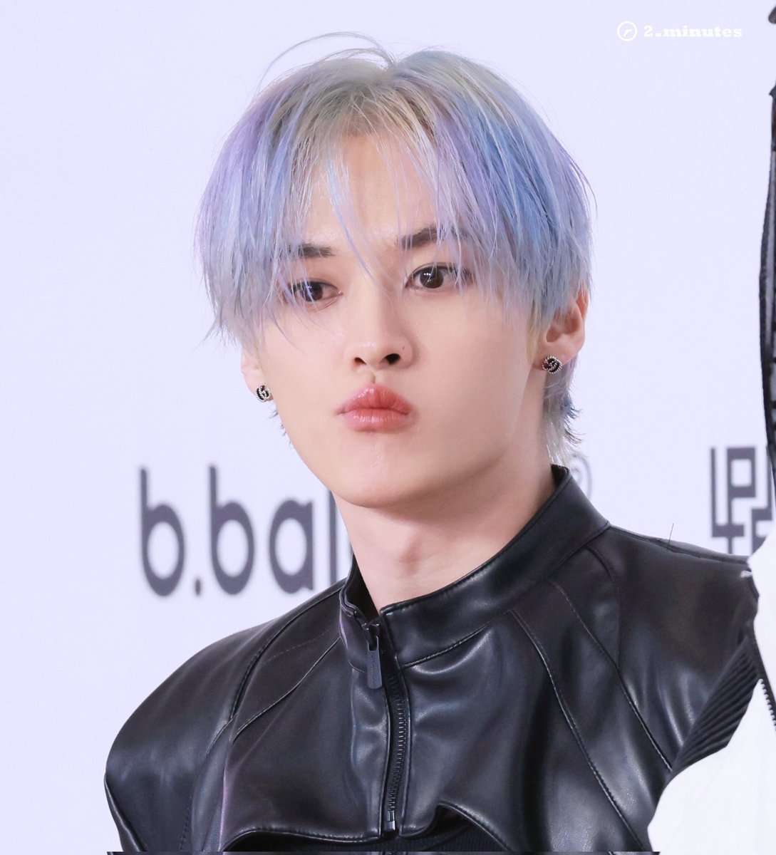 sungiesknot's tweet photo. that little triangle of a mouth 😭💔😭💔😭💔 https://t.co/J8XsPSbgUA