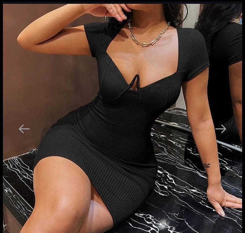 closet_mstyle's tweet image. Fashion girlies, this is for you 🔥

At maximum style we bring you only the best quality clothes.

Beautiful black dress available for just 10k.

Shop now at maxstylo.com 

📲Contact us to place your order: 0803 885 0067

#MaximumStyle #shopeasy #trending #dress