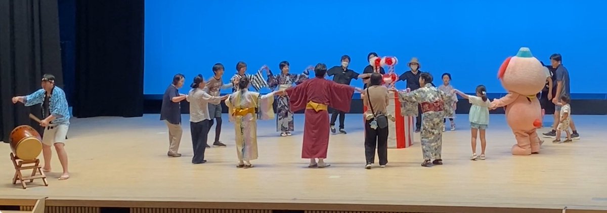 8月9日（土）

ステラウェスト夏まつり2025
『アオとナツ」のホールにて
盆踊り体験会を実施しました

たくさんの方にご来場いただきみんなで
楽しく盆踊りを踊りました！

①We love ふじみ野
②炭坑節
③東京音頭
④町内音頭
⑤ビューティフルサンデー
⑥東北音頭
⑦ダンシングヒーロー