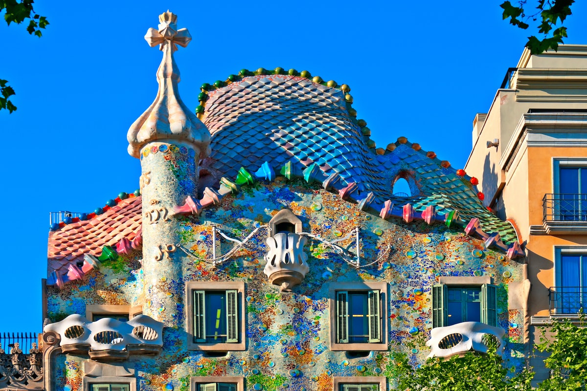 totenart's tweet image. Un buenos dias, sobre todo para gente muy original y atrevida!: “La originalidad consiste en volver al origen” — Antoni Gaudí.
¿Qué referencia primaria vas a estudiar para innovar? #Gaudi #Arquitectura #Originalidad