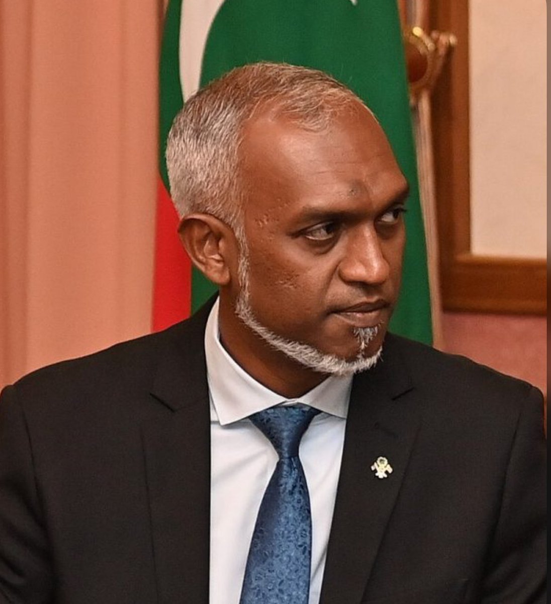 Media CTRL Bill: How it went down 👇

☑️ Proposed by MP Abdul Hannan
☑️ Journalists took to the streets in protest
☑️ Global watchdogs warned it’s a threat to press freedom
☑️ Parliament forced it through anyway
☑️ President <a href="/MMuizzu/">Dr Mohamed Muizzu</a> signed it into law on 18 Sept 2025

What’s