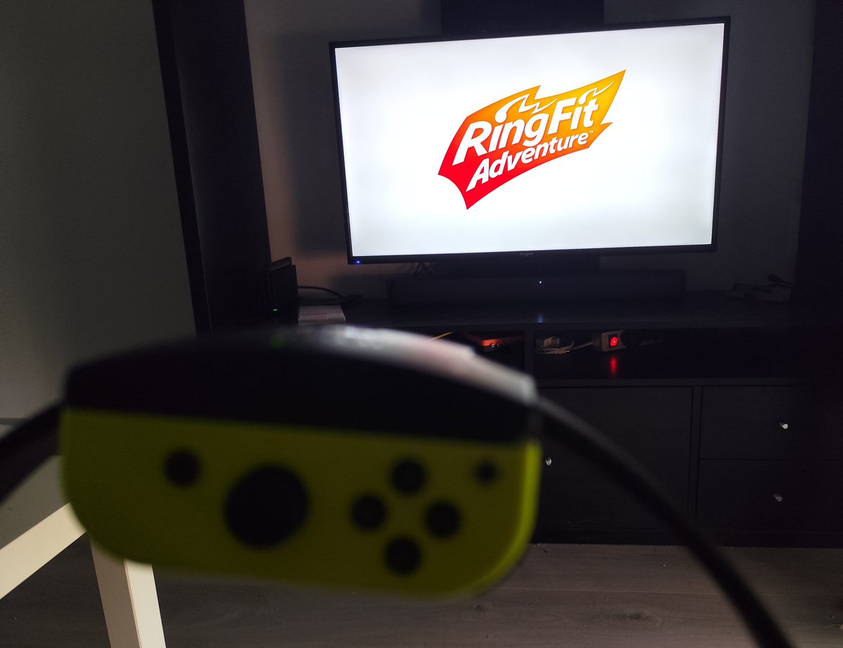 momijigamesdev's tweet photo. Playing someone else's game for a change… just relaxing and de-stressing 😌
#Ringfit #postrelease https://t.co/eUytEspoHz