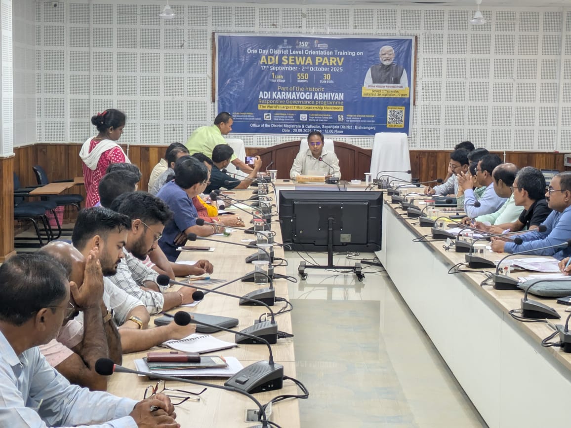 dm_sepahijala's tweet photo. As a part of the historic Adi Karmayogi Abhiyan, a District Level Orientation Training on Adi Sewa Parv which will be conducted from 7th September to 2nd October, 2025 is heing held today under the chairmanship of District Magistrate and Collector, Sepahijala.
@tripura_cmo https://t.co/0F0G2dFcIY