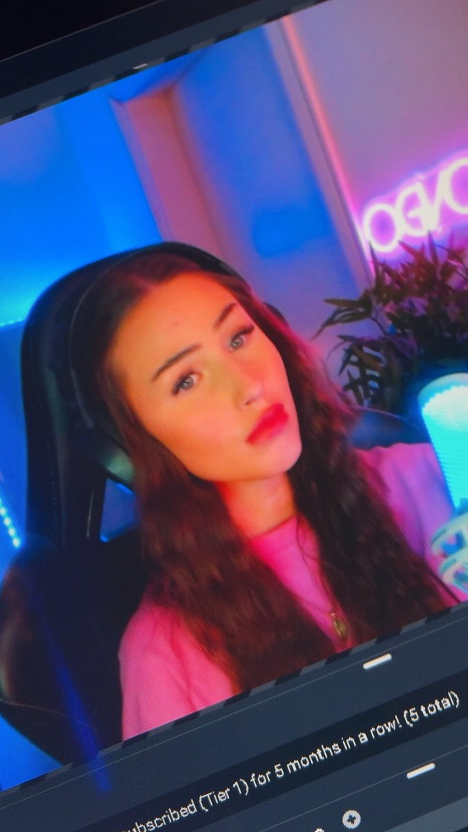 Live until I lose the rest of my voice :)) twitch.tv/ogvos