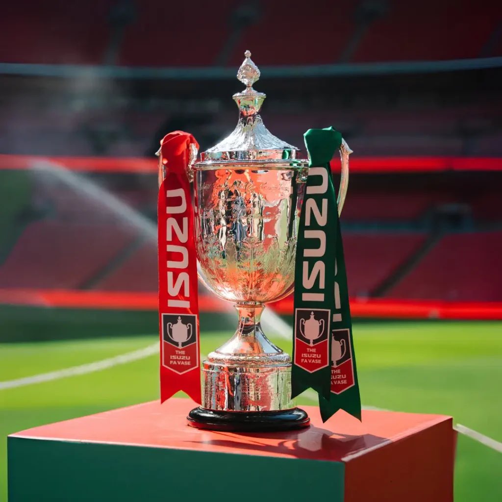 🔵⚪️ MATCHDAY⚪️🔵

The road to Wembley continues today..

FA Vase 2nd round qualifying 3pm ko.

An AWAY trip to <a href="/Biggleswadeutd/">Biggleswade United</a> stands between us and the next round.

Good luck to Darren, Dave and the lads 👊🏻💪🏻

<a href="/IsuzuFAVase/">Isuzu FA Vase</a>