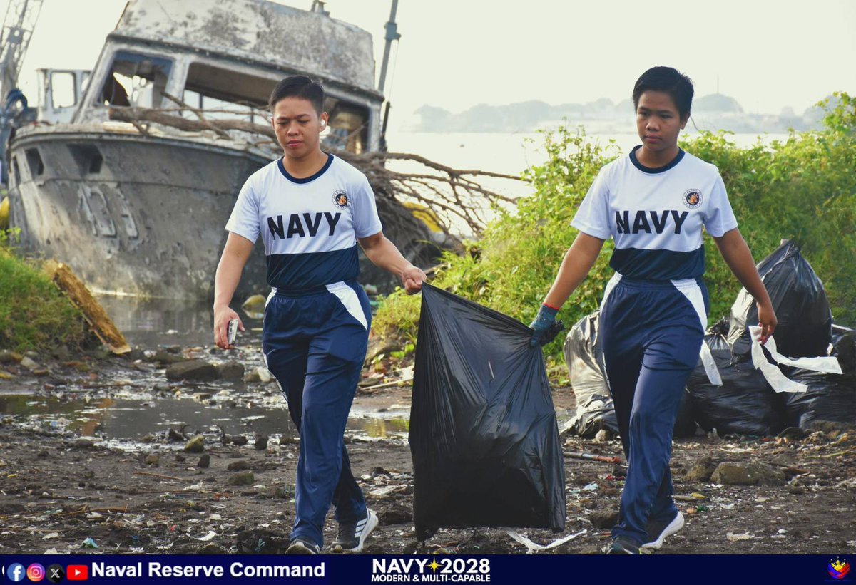 Philippine_Navy's tweet photo. COASTAL CARE CAMPAIGN | In celebration of Maritime and Archipelagic Nation Awareness Month (MANA Mo) 2025, the Naval Reserve Command spearheads a Coastal Clean-Up Drive at Canacao Bay in #CaviteCity, on September 19, 2025.

👉🏽https://t.co/TuzGXGPkXU

#ProtectingtheSeasSecuringOurFuture
#ModernandMultiCapablePHNavy
#OneAFPOnePhilippines
#StrongAFPStrongPhilippines