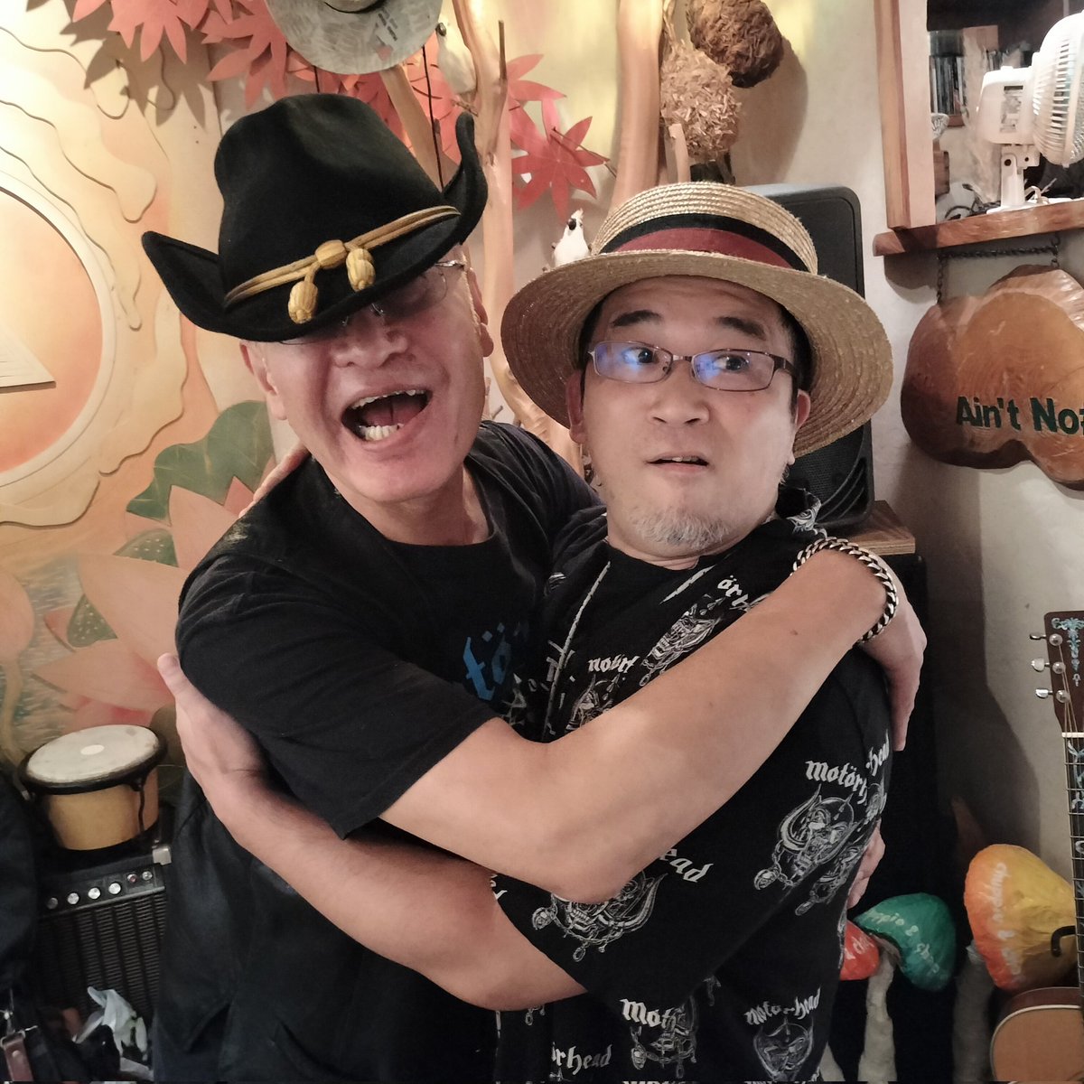 z_piratesrocks3's tweet photo. なぅ
#CLUBO
#大越よしはる還暦祭
#大森エイントナンバー https://t.co/MLesJZvtWb