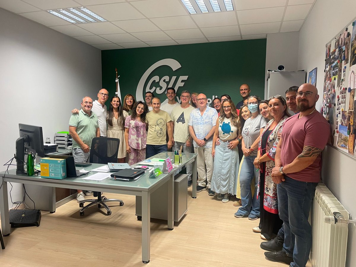 CSIF Educación CyL (@csifensenanzcyl) on Twitter photo 📢 Desde #CSIF seguimos luchando por una educación pública digna en Castilla y León.
🔍 Reuniones en #Valladolid y #Palencia, visita al CEE Carrechiquilla.
⚠️ Exigimos más recursos y complemento de peligrosidad para docentes. #OrgullososDeSerDocentes 📢 Desde #CSIF seguimos luchando por una educación pública digna en Castilla y León.
🔍 Reuniones en #Valladolid y #Palencia, visita al CEE Carrechiquilla.
⚠️ Exigimos más recursos y complemento de peligrosidad para docentes. #OrgullososDeSerDocentes