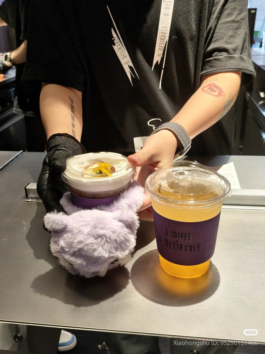 XDH_Bella's tweet photo. ทำเกินไปแล้วนะ D.Desirable มีความspecial bear 🐻 
#D_Desirable #DDesirable  #dstyle #dfamily #dootd #dcoffee #dcake #D牌 #DylanWang #DDesirableGuangzhou
#DDesirableShanghai https://t.co/D5g6c8CZdy