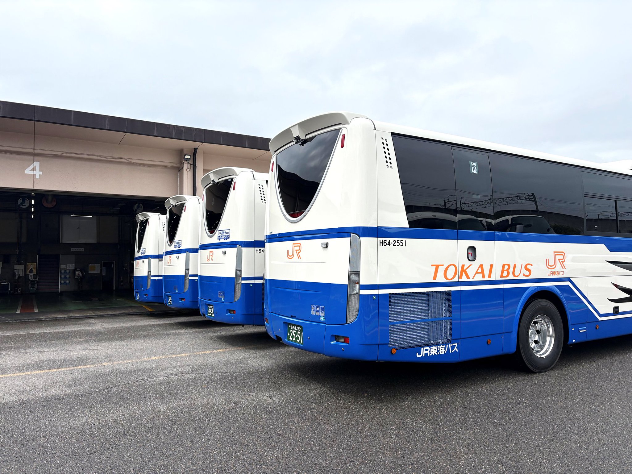 公式】ジェイアール東海バス（株）🚌 on X: 
