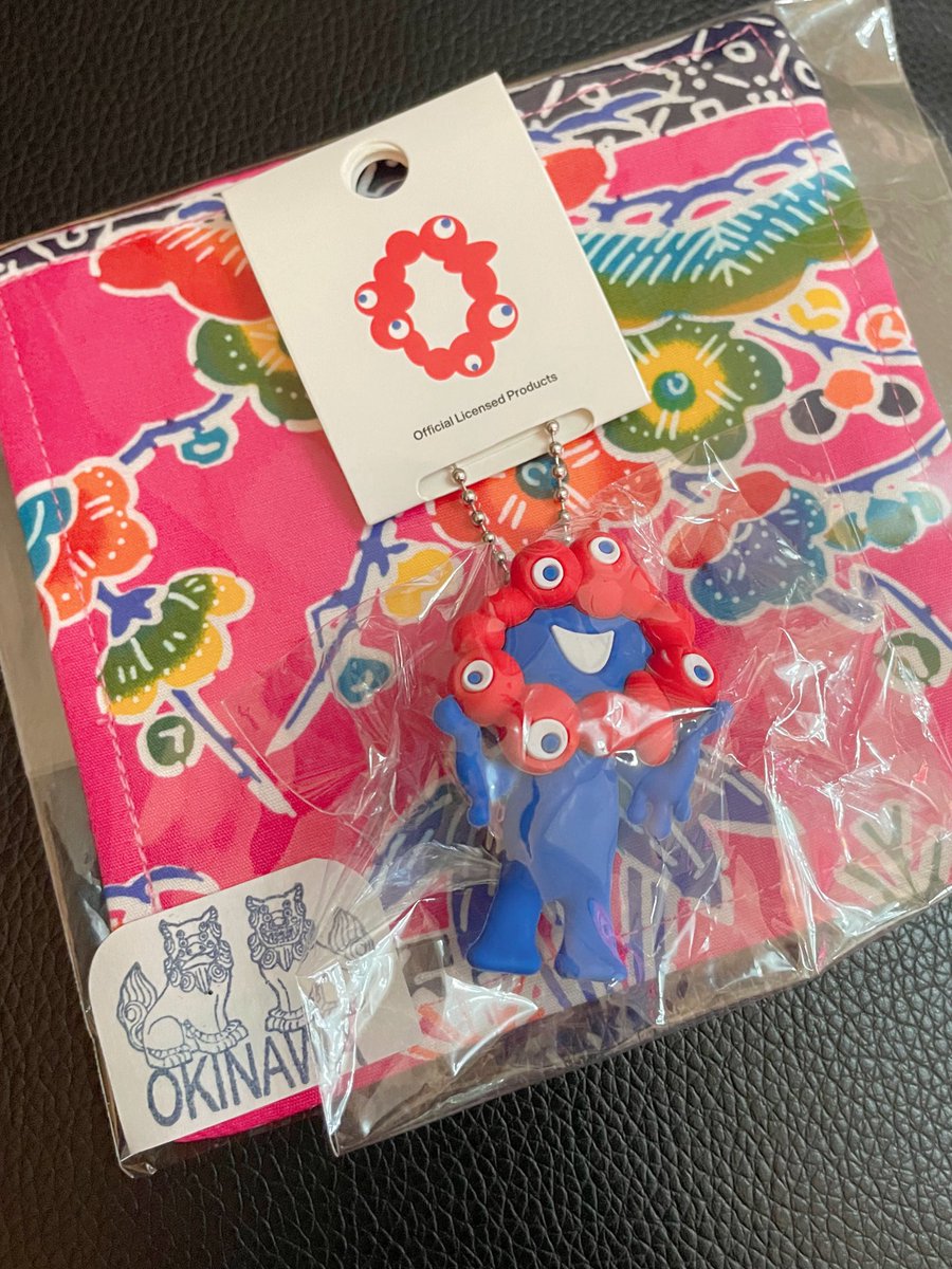 仲良しさま👨からお土産頂きました✨
ミャクミャク可愛い💕

この後も🈳ございます♪
21:00までいるので遊びに来て下さいね♡

🐣予約LINE📱lin.ee/se3HT7E