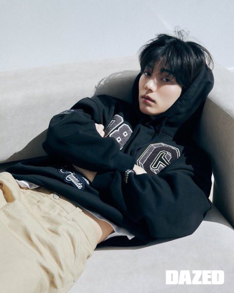 TXTChartData's tweet photo. SOOBIN has been selected as the new model for clothing brand COVERNAT. https://t.co/84fiwEUOIe